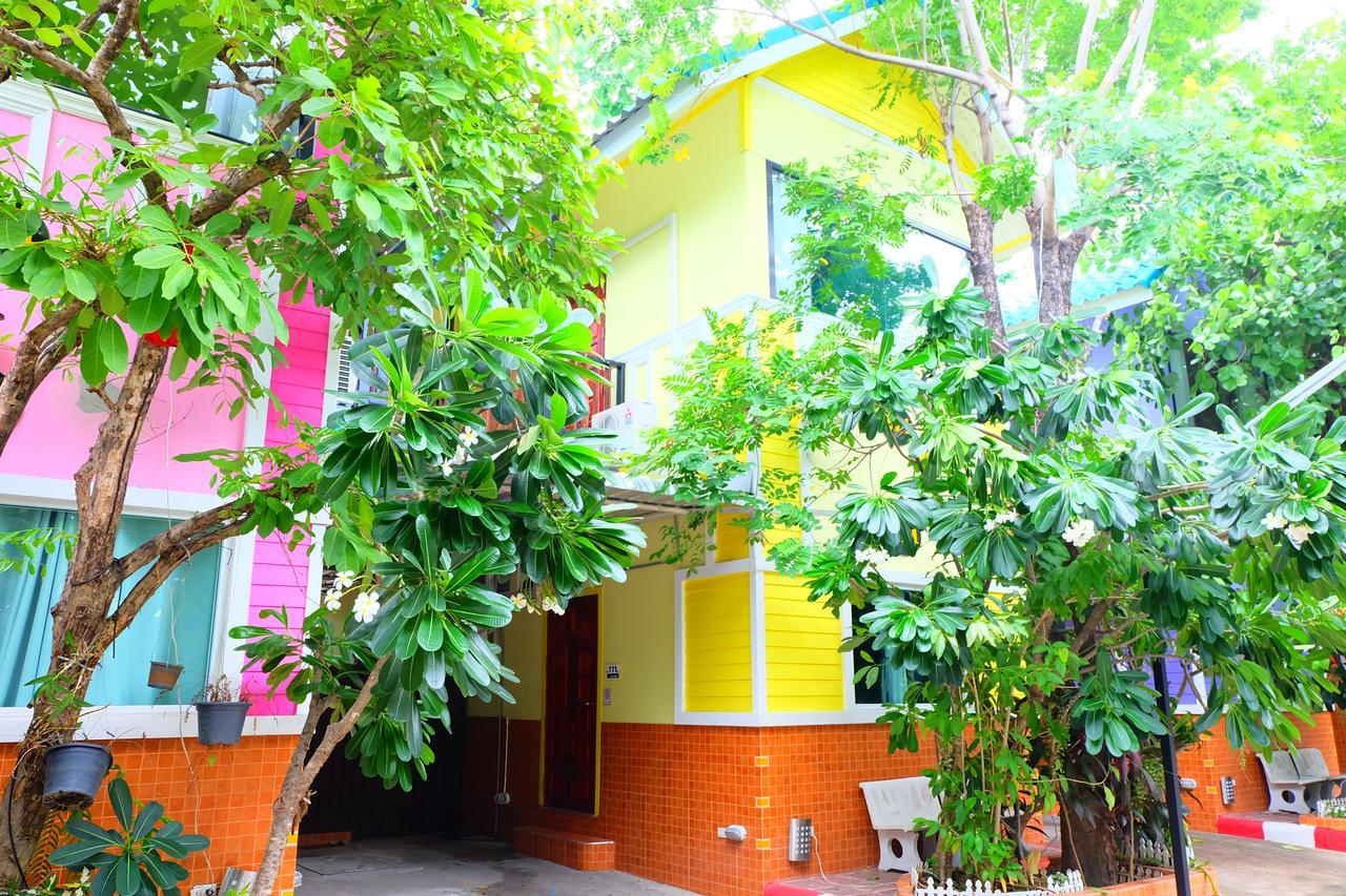 Rak Kun Resort 2 Nakhon Sawan Exterior foto
