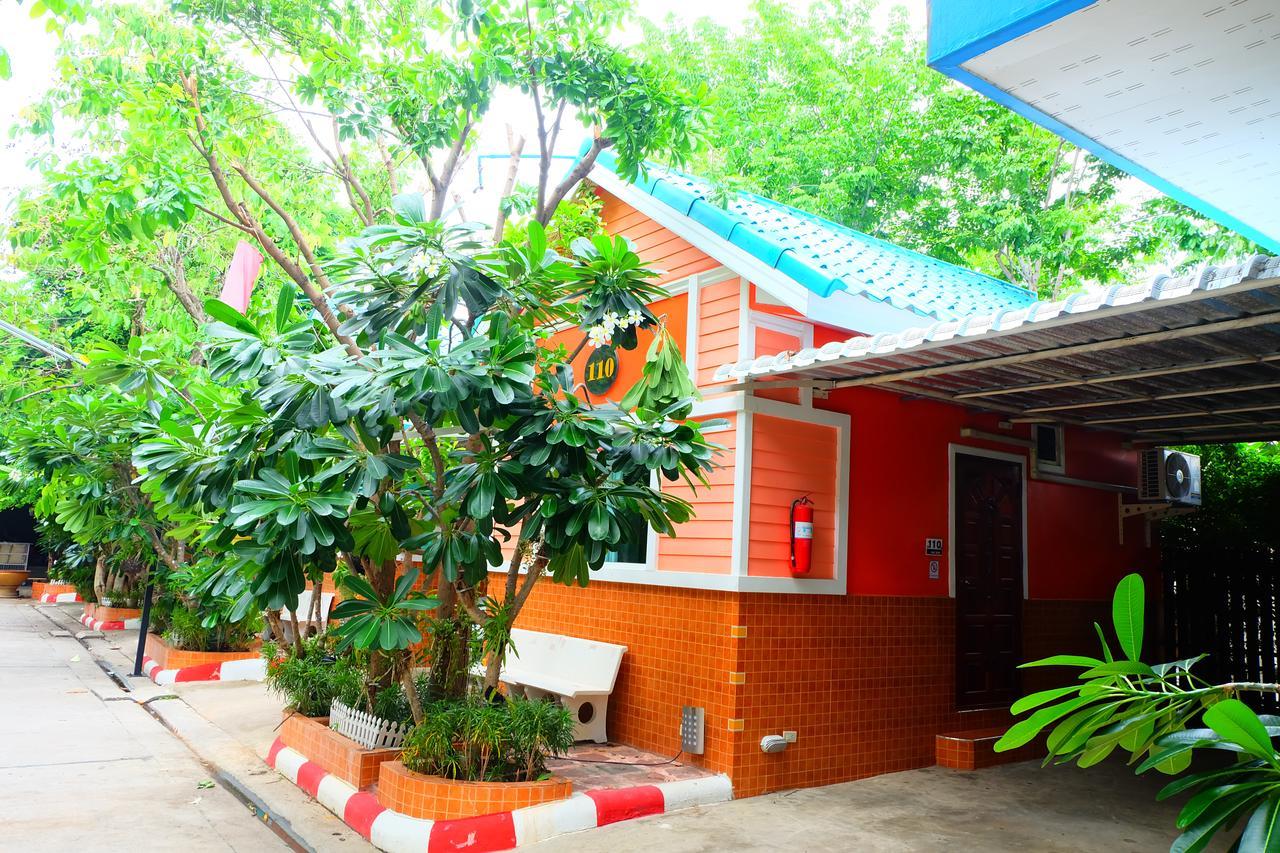 Rak Kun Resort 2 Nakhon Sawan Exterior foto
