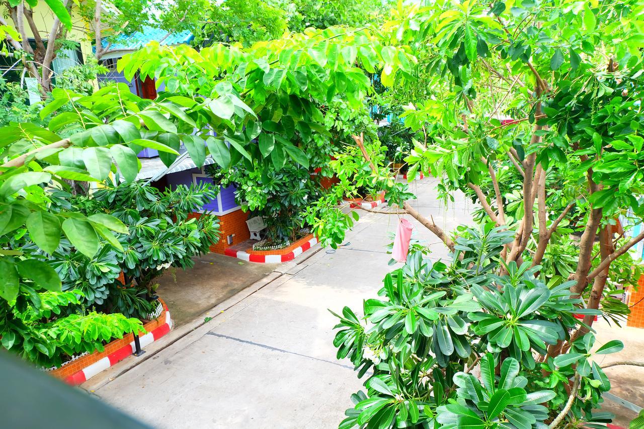 Rak Kun Resort 2 Nakhon Sawan Exterior foto